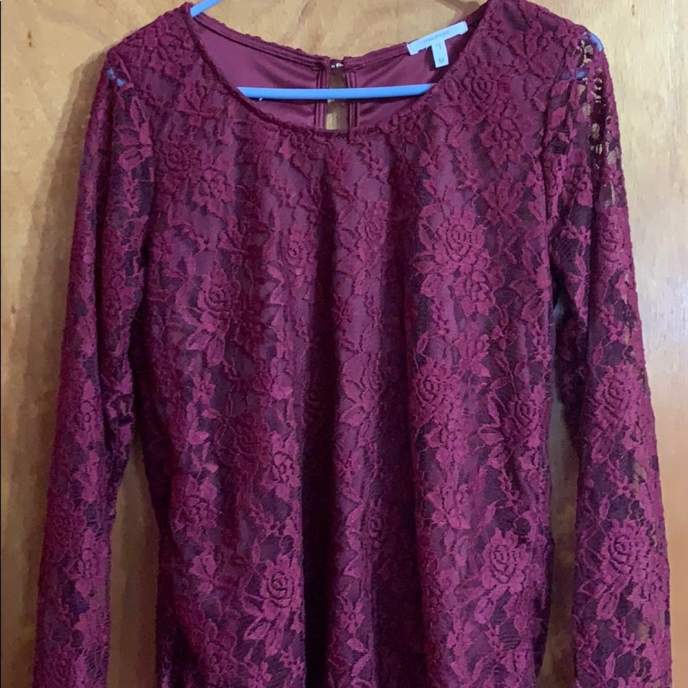 Lacey top maroon
